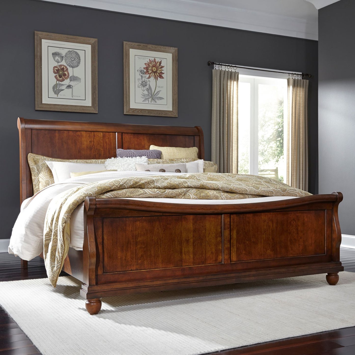 Queen Sleigh Bed