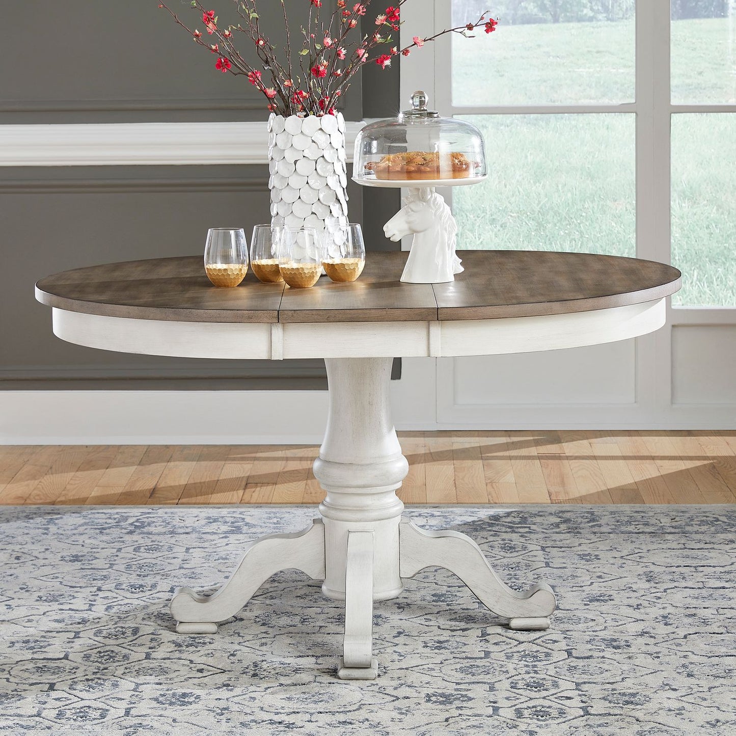 Pedestal Table Set