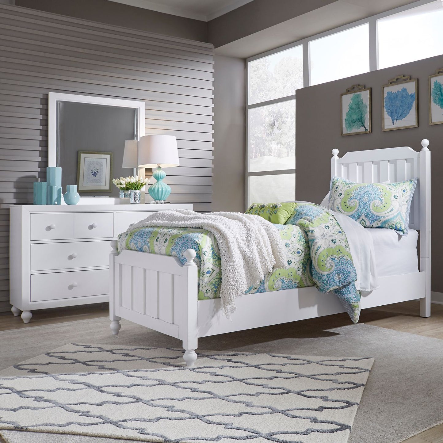 Full Panel Bed, Dresser & Mirror