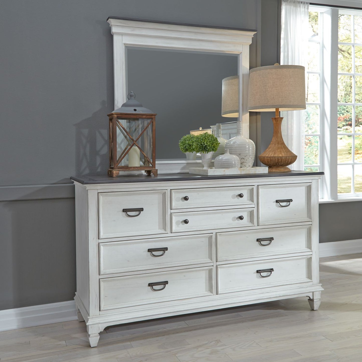 Queen Panel Bed, Dresser & Mirror