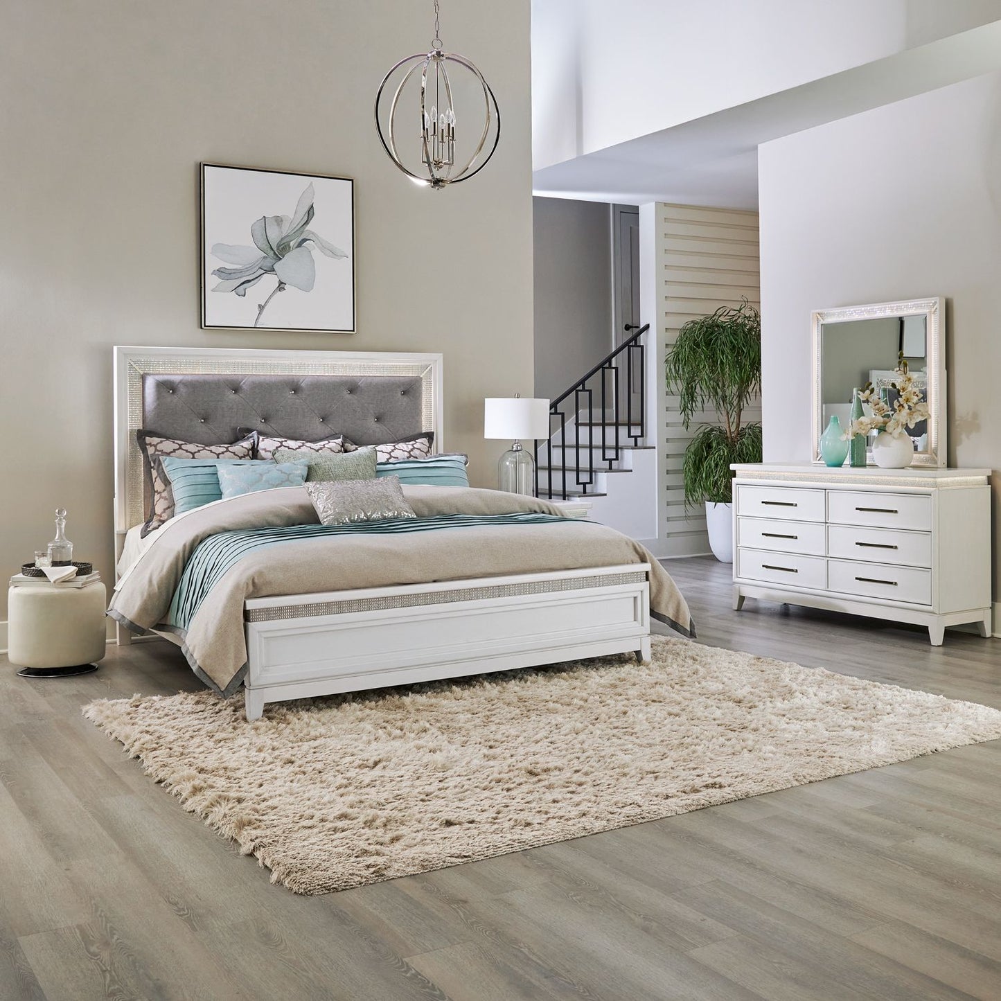 King Uph Bed, Dresser & Mirror