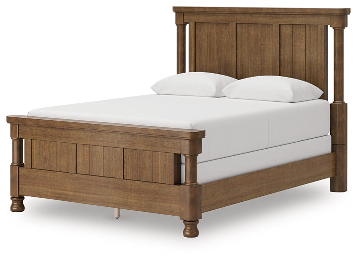 Rowlenstown Queen Poster Bed