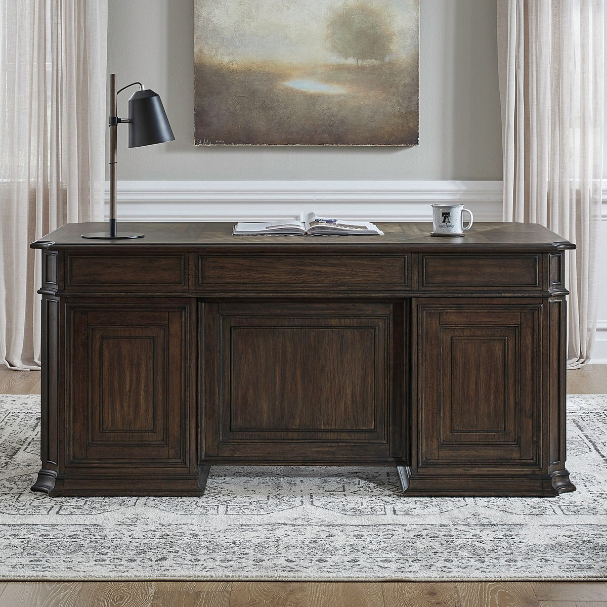Jr Executive Desk