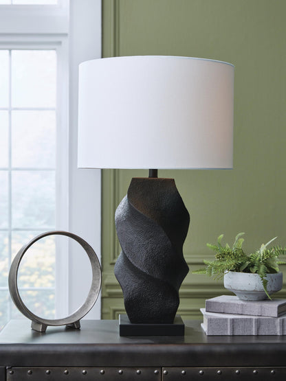 Amillion Poly Table Lamp (1/CN)